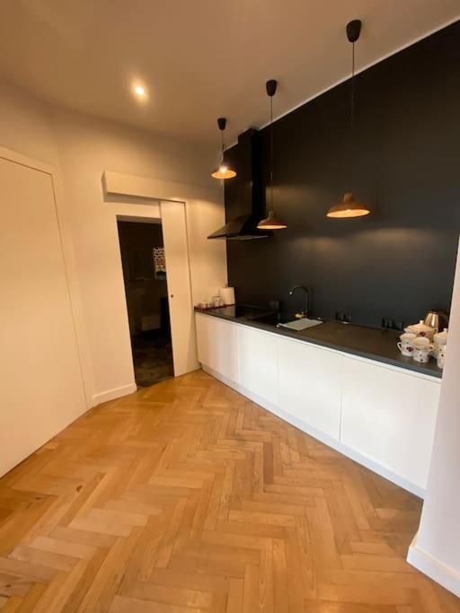 Apartmán Wyjatkowy Apartament Blisko Rynku Vratislav Exteriér fotografie